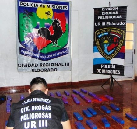 Secuestraron en Eldorado marihuana valuada en más 112 millones de pesos imagen-15