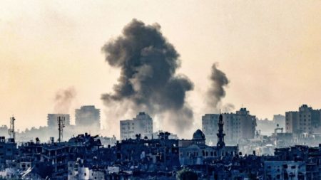 Un ataque aéreo israelí mata a dos comandantes de Hamas en Yenín imagen-12