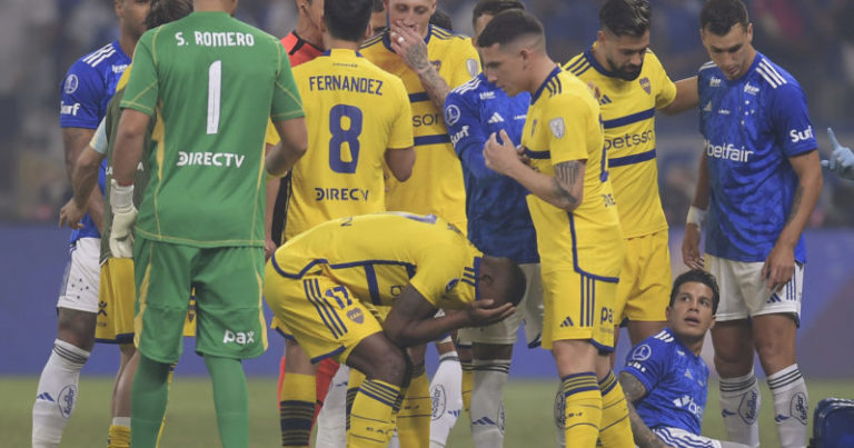 Los audios del VAR de Cruzeiro-Boca: la roja a Advíncula y la polémica en el 2-0 imagen-4