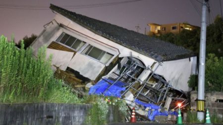 Japón se prepara para un "gran terremoto" tras el impacto de uno de magnitud 7,1. ¿Es necesario? imagen-15