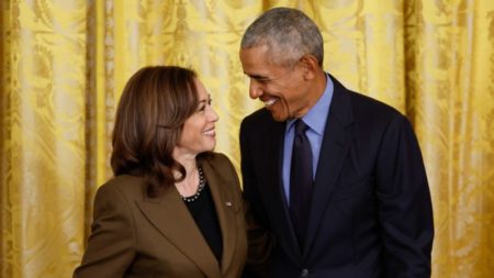 Después de dos décadas de caminos cruzados, Obama pronunciará una contundente defensa de Harris en la Convención Nacional Demócrata imagen-12