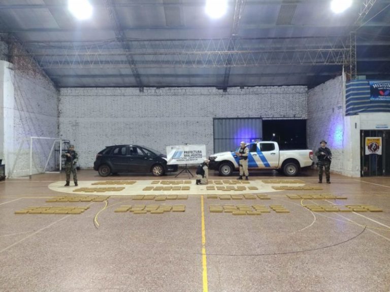 Prefectura decomisó un cargamento millonario de marihuana en Puerto Rico imagen-4