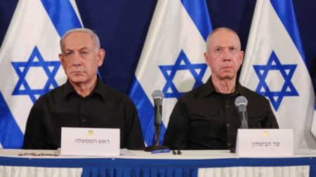 Netanyahu choca con el ministro de Defensa por los términos del acuerdo sobre Gaza, según informes de medios israelíes imagen-10