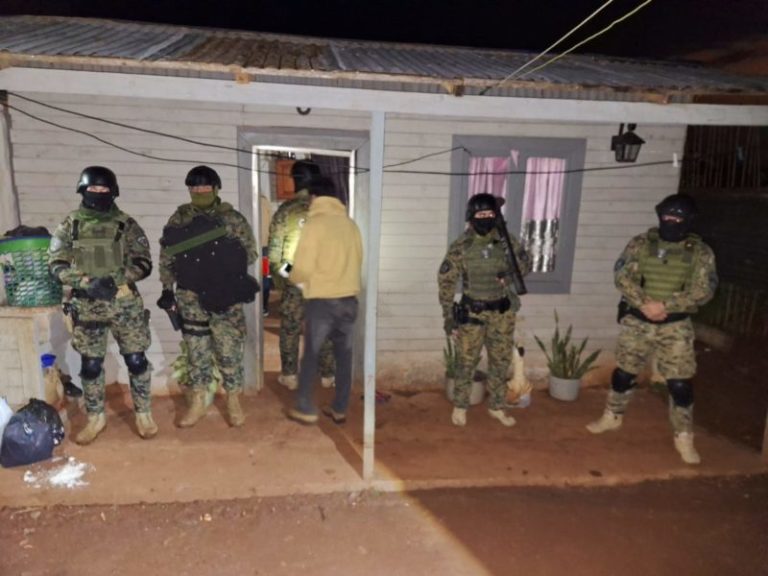 Allanamientos en Posadas: hay tres detenidos, cocaína, marihuana y bienes robados secuestrados imagen-4