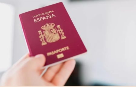 Una misión consular de España continuó trabajando en Posadas imagen-9