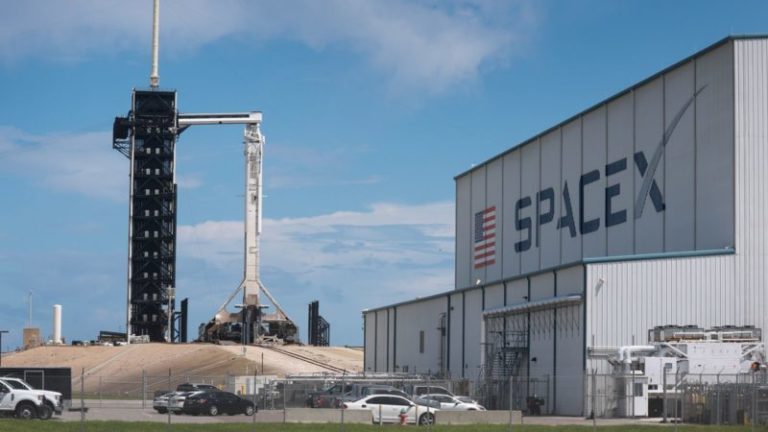 SpaceX retrasa el lanzamiento de la misión Polaris Dawn a los cinturones de radiación de la Tierra imagen-4