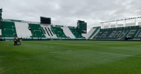 Vélez juega contra Banfield por la punta del campeonato imagen-9