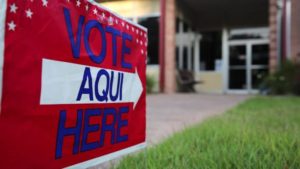 Activistas reportan fuerte aumento de los latinos que se registran para votar en las elecciones de EE.UU. imagen-1