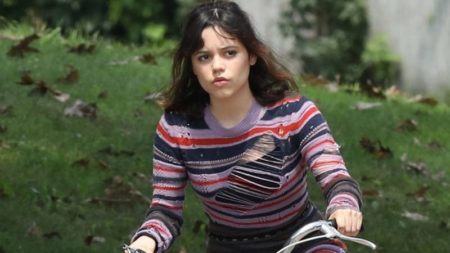 ¿Qué tiene en común Jenna Ortega de 'Bitelchús Bitelchús' con 'Los feos' de Netflix? imagen-9