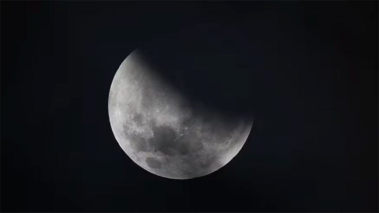 El Observatorio del Parque invita a observar el eclipse lunar parcial  imagen-4