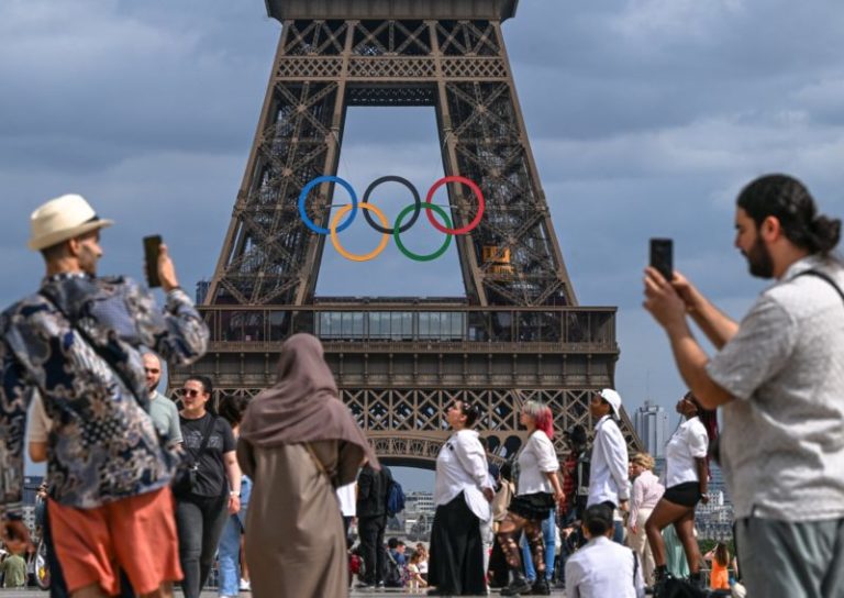 La llamativa decisión de la alcaldesa de París con los anillos de los Juegos Olímpicos imagen-4