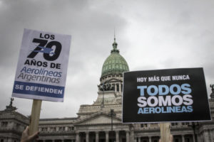 El Gobierno arremete contra Aerolíneas Argentinas imagen-2