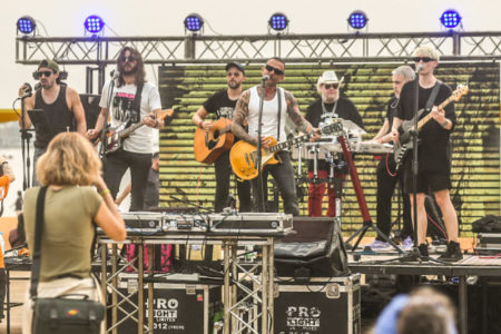 Boleros, blues y vinilos: Al Caer el Sol continúa como actividad de elección para cerrar el fin de semana imagen-10