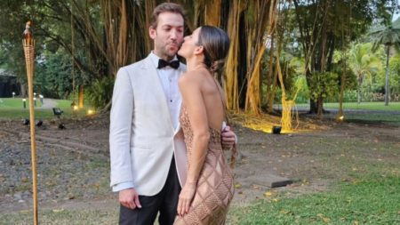 Martín Santos y Natalia Jerez aprovecharon ‘la boda del año’ de Gabriela Tafur y Esteban Santos para publicar su primer beso en redes imagen-7