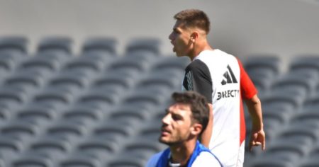 Las perlitas del amistoso de River: Echeverri top, el titular que no jugó y dos pibes a Reserva imagen-7