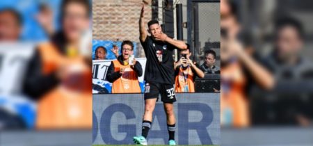 El misionero Benegas fue el héroe para Riestra en el agónico empate con Newell’s imagen-7