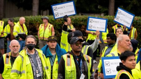 33.000 sindicalistas de Boeing convocados a la huelga a primera hora de este viernes imagen-15