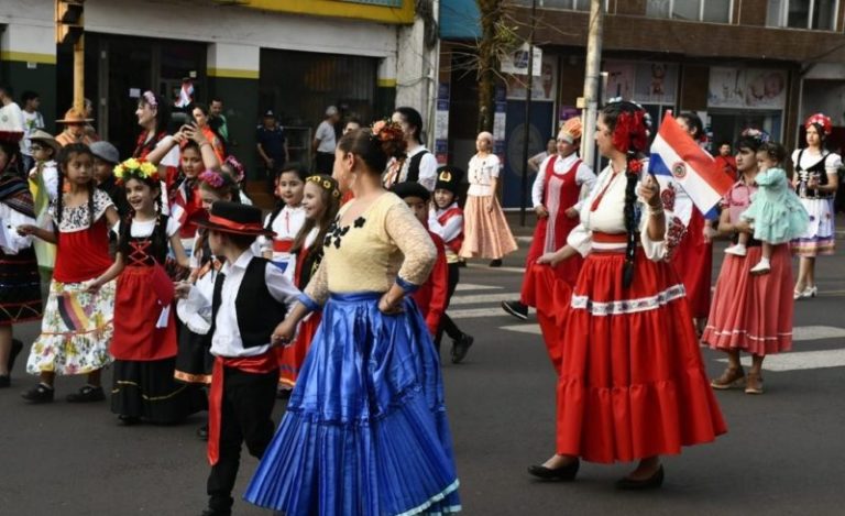 Eldorado celebró el “Desfile Paseo de los Inmigrantes” en honor a su 105º aniversario imagen-4