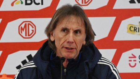 Ricardo Gareca recordó a Perú tras dura derrota de Chile por Eliminatorias 2026: “Es una historia que conozco” imagen-13