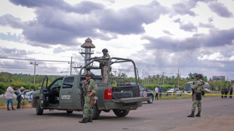 Sube a al menos 81 personas muertas por ola de violencia en Sinaloa desde el 9 de septiembre, según las autoridades imagen-4