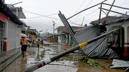 Al menos 20 personas muertas tras el paso del huracán John en costas de México, según las autoridades imagen-6