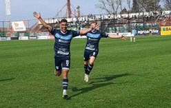 Gimnasia ganó y se salvó del descenso imagen-2