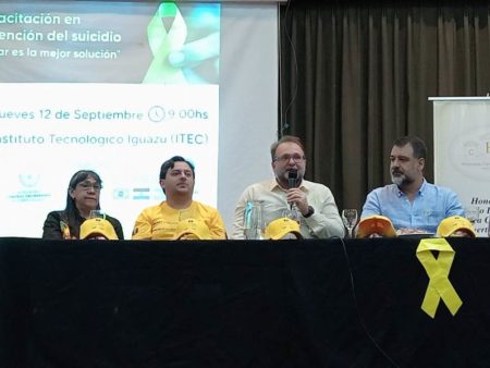 Gran participación de asistentes en la Capacitación en prevención del suicidio, “Hablar es la mejor solución” en Puerto Iguazú imagen-6