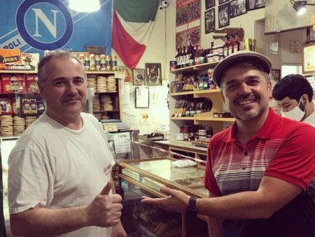 Desde 1920. Llegó de Nápoles a San Cristóbal a los 9 años y compró la panadería a la que iba de chico, hoy famosa por sus cannoli imagen-13