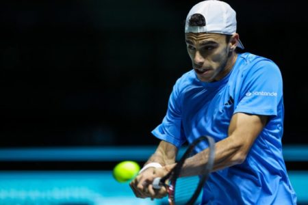 Copa Davis: Francisco Cerúndolo perdió con Denis Shapovalov y Canadá se adelantó ante la Argentina imagen-10