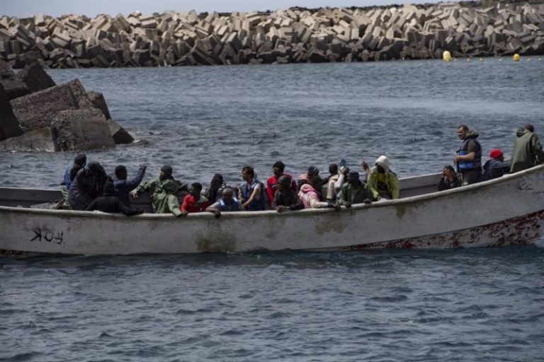 Clavijo se reúne este miércoles con el vicepresidente de la CE para abordar la crisis migratoria en Canarias imagen-4