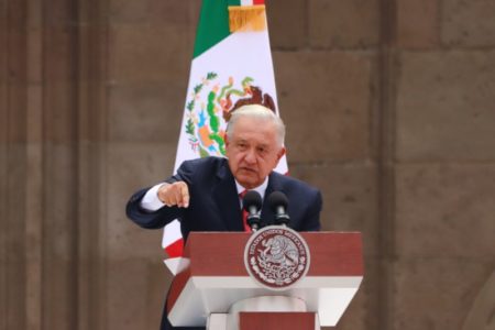 López Obrador se despide de su presidencia con un último informe y un Congreso listo para reformar la Constitución imagen-12