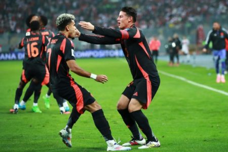 Eliminatorias: Colombia, el próximo rival de Argentina y único invicto, venció a Perú con un buen rato de James Rodríguez imagen-8