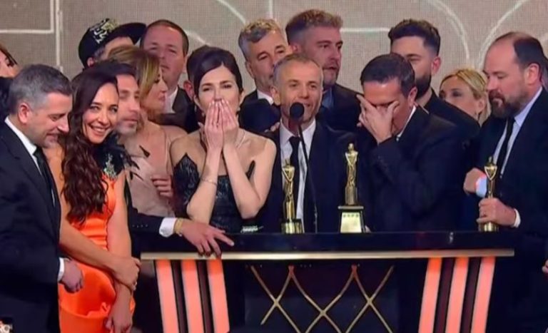 Telefe Noticias ganó el Martín Fierro de Oro imagen-3