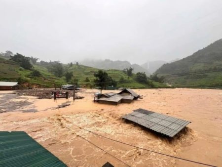 El tifón Yagi dejó al menos 14 muertos y 219 heridos en su paso por Vietnam imagen-15