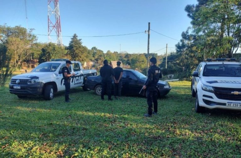 Detuvieron a un joven por realizar maniobras peligrosas, evadir un control vehicular y circular sin la documentación legal en Villa Bonita imagen-4