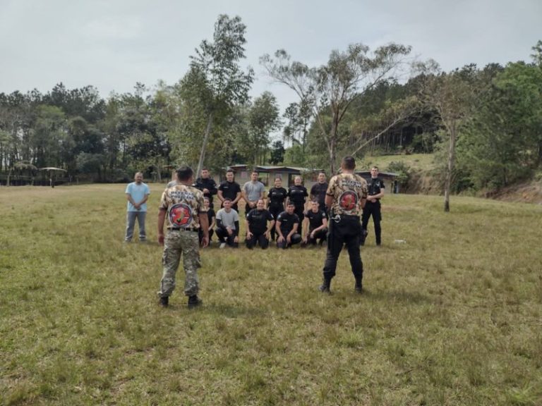 Finalizó el Seminario de Capacitación, Reentrenamiento y Uso Racional de la Fuerza para el Personal Policial imagen-4