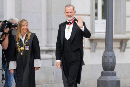 Perelló reivindica el papel de las mujeres y la independencia de los jueces en su primer discurso: “Respeten nuestro trabajo” imagen-9