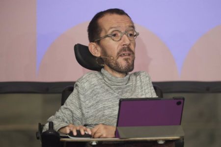 Un juzgado rechaza un recurso de Echenique y mantiene la causa por un supuesto delito de odio contra sacerdotes imagen-7