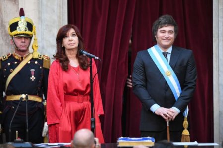 El click político que Cristina Kirchner le reclama al peronismo para enfrentar a Milei y sus aliados imagen-7