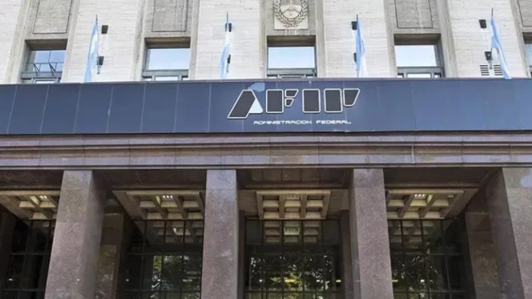 Afip vigila: cuáles son los 5 errores más comunes al realizar transferencias entre cuentas propias imagen-3