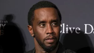 Sean “Diddy” Combs quiere testificar en su juicio, dice su abogado: “No sé si podré evitar que testifique” imagen-1