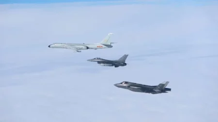 NORAD detecta 4 aviones militares rusos cerca de Alaska después de que el Ejército de EE. UU. desplegara recientemente soldados en la zona imagen-9