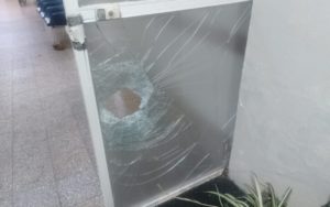 Miembros de la comunidad gitana causaron destrozos en un sanatorio imagen-3