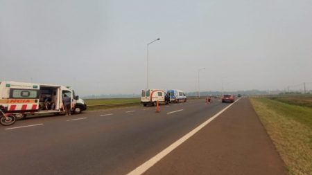 Cinco personas resultaron lesionadas en Posadas tras un choque entre tres motos imagen-15