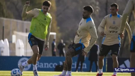 La Selección Argentina ya se enfoca en las Eliminatorias: primer entrenamiento antes de recibir a Chile - TyC Sports imagen-8