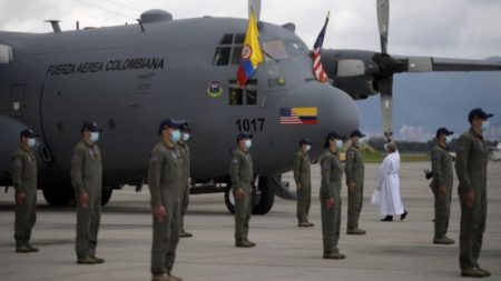 8 muertos tras accidente de un helicóptero de la Fuerza Aérea de Colombia imagen-5