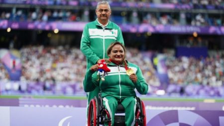 ¿Quién es Gloria Zarza, la atleta paralímpica que le dio su primer oro a México en París 2024? imagen-8