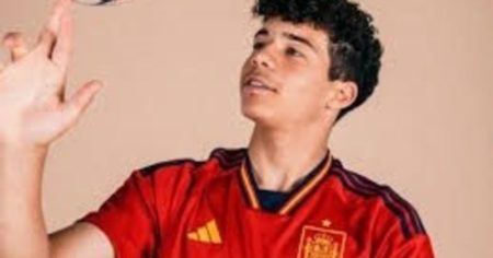 El hijo de una estrella del fútbol brasileño representa a una selección de España imagen-8