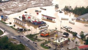 Una tormenta, 95 muertos y un camino de destrucción de 800 kilómetros. Ahora viene el duro trabajo de recuperación de Helene imagen-1