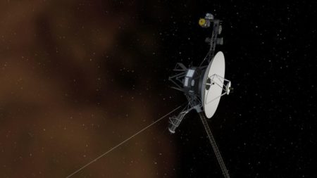 La sonda espacial Voyager 1, de 47 años de antigüedad, enciende propulsores que no había utilizado en décadas imagen-10